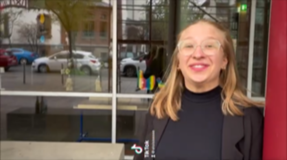 Darf ich bitten. Mit Klick zum Projektvideo. Achtung: du wirst mit Youtube verlinkt.