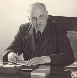Dr. Hans Wiedemann
