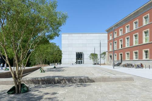 Hesselplatz | Vorplatz Bauhausmuseum