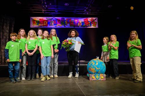 Lena Kapura erhält den Weimarer Kinderrechtspreis 2024