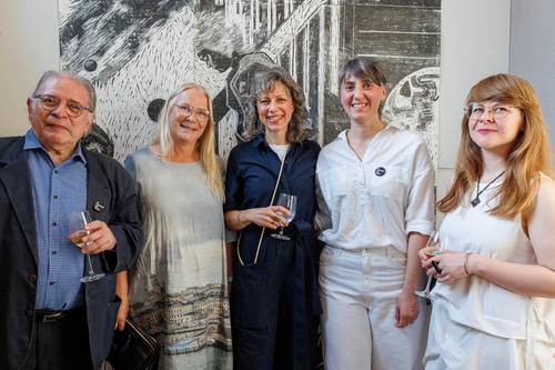 Luciano Figueiredo (Blois), Päivi Vaarula (Hämeenlinna), Kuratorin Dr. Cornelia Erdmann, Ketevan Tskhadadze (Trier) und Myroslava Skira (Schowkwa).  Tommaso Andreini (Siena) und Łukasz Zwolan (Zamość) konnten aus persönlichen Gründen leider nicht anreisen.