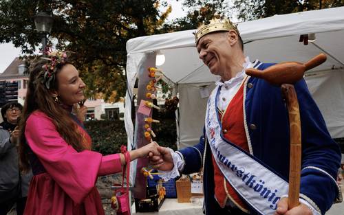 Auch der Thüringer Bratwurstkönig war auf dem Zwiebelmarkt zu Gast