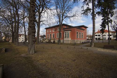 Die Medienrat-Geschäftsstelle wird künftig in der Weimarer Medienvilla ihren Sitz haben.