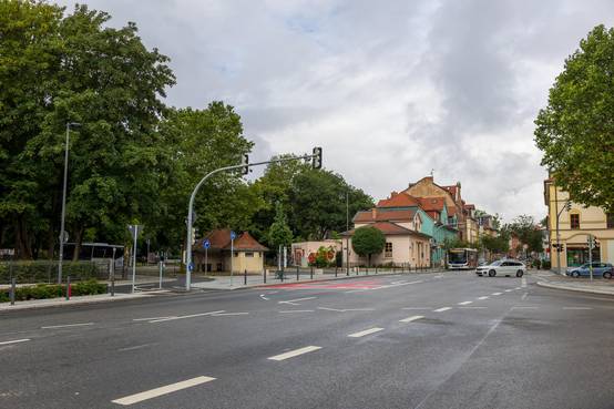 Servicegebäude am Busbahnhof Hoffmann-von-Fallersleben-Straße in Weimar