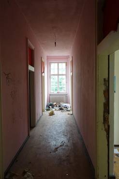 Blick in einen Gang im Volkshaus, 2021