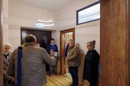 Führung in den sanierten Verwaltungsräumen.