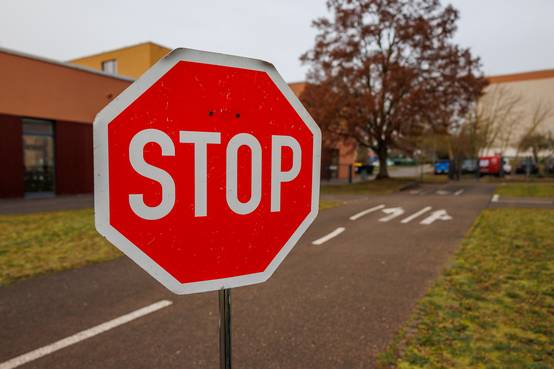Die Verkehrserziehung ist fester Bestandteil des Heimat- und Sachkundeunterrichts und bereitet die Kinder auf ihre Rolle als sichere Verkehrsteilnehmende vor.