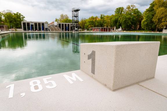 Freibad des Schwanseebades