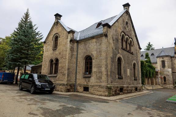 Verwaltungsgebäude auf dem Hauptfriedhof