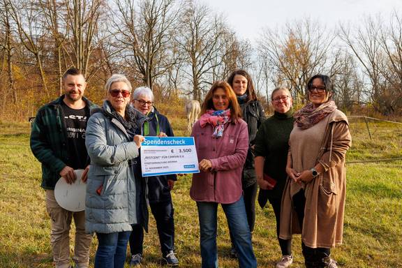 Mitglieder des Personalrates der Stadtverwaltung Weimar gemeinsam mit Mitarbeiterinnen des Camsin e.V.