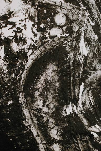 INSKRIPTION, Detailansicht, Materialdruck/Leimradierung, 75 x 120 cm, 2024