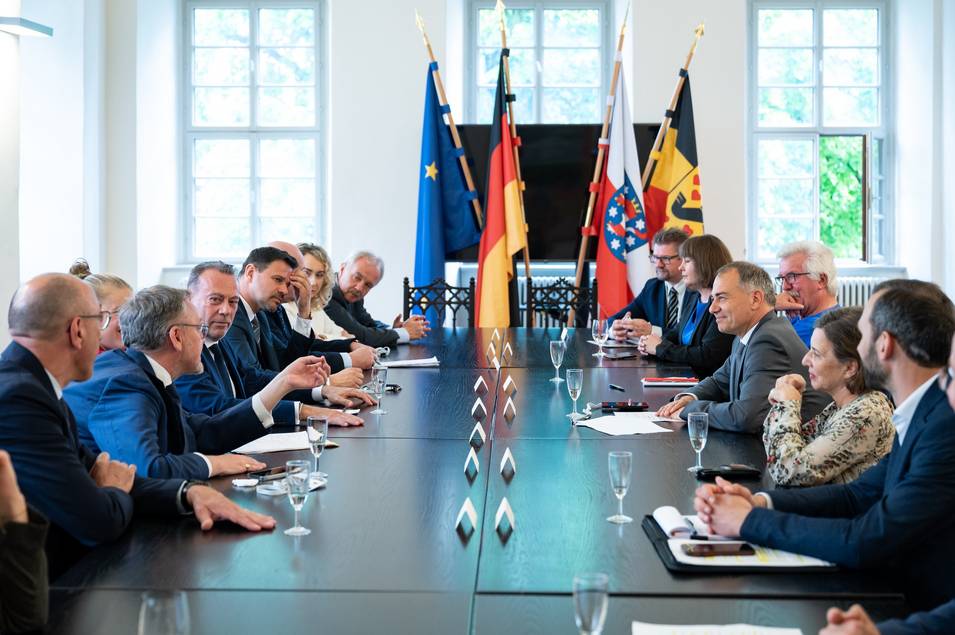 Das "kleine" Weimarer Dreieck traf sich am Herderplatz zu einer Besprechung.