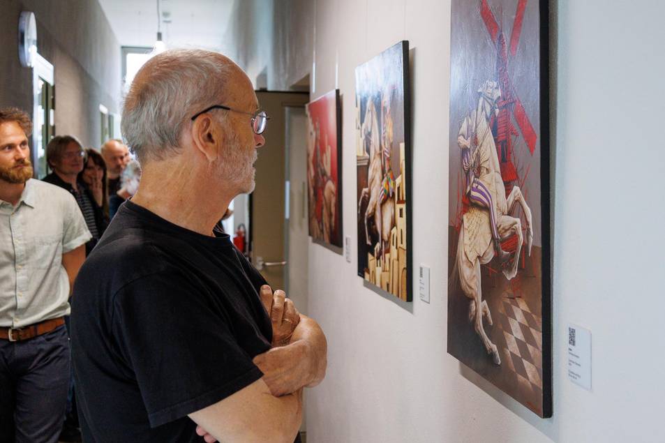 Die Ausstellung ist bis zum 26. September im Anbau des Rathauses zu sehen.