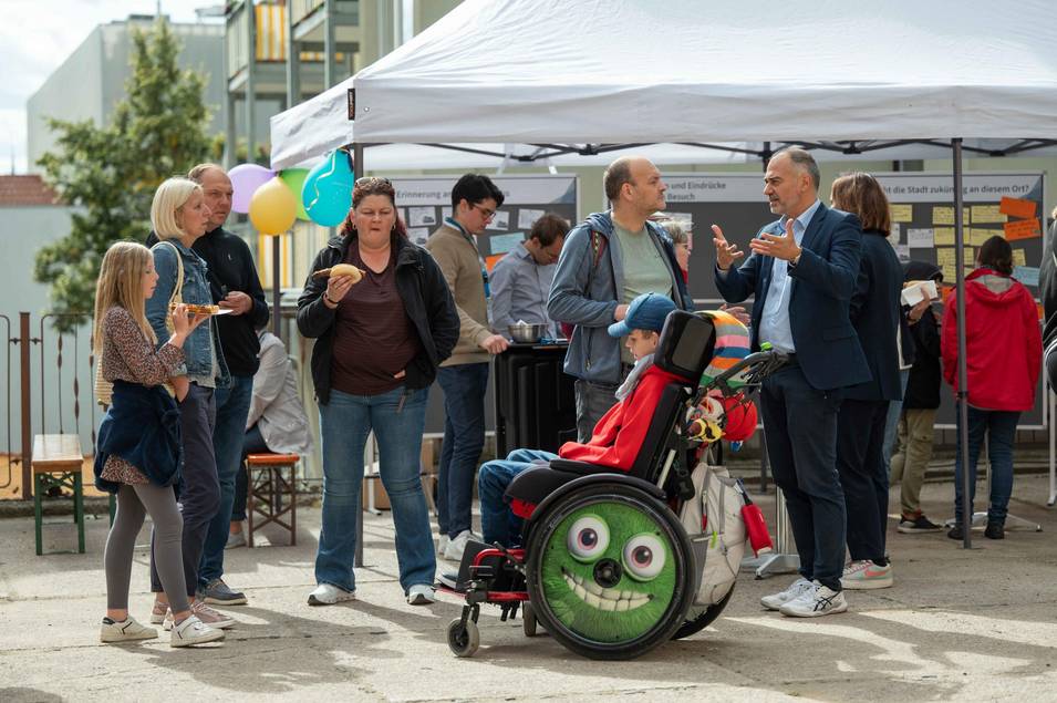 Im Außenbereich erwartete die Besucherinnen und Besucher zudem ein vielfältiges Programm: