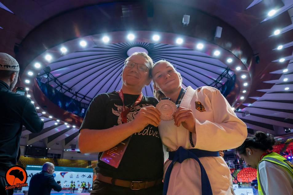 Herzlichen Glückwunsch an Jara und das gesamte SEISHIN-Team!