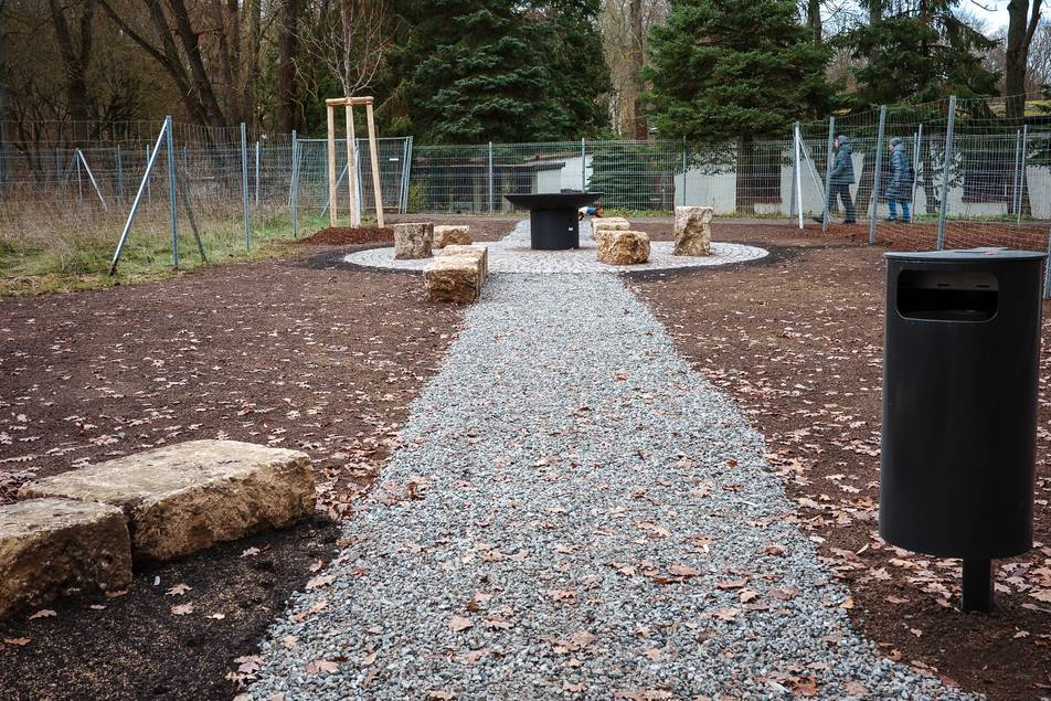 Der neu entstandene Grillplatz ist mittlerweile der dritte öffentliche Grillplatz im Stadtgebiet.