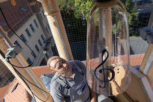 Glasglockenspiel im Turm der Musikschule Johann Nepomuk Hummel