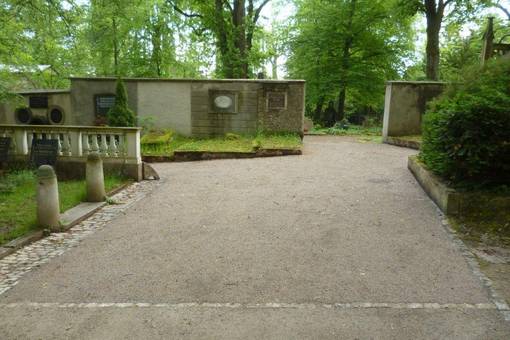 Wegesanierung Hauptfriedhof Weimar: Arbeiten im 3. Bauabschnitt abgeschlossen