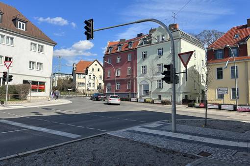 Die Stadt Weimar baut seit 2022 als Gemeinschaftsmaßnahme mit dem Kommunalservice Weimar (Abwasser) und der ENWG Energienetze Weimar GmbH