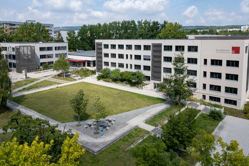 Blick auf den sanierten Campus