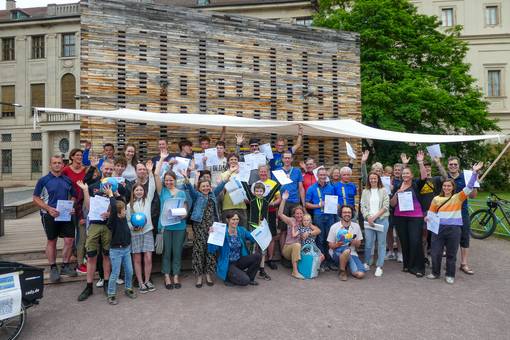 Bei der Abschlussveranstaltung zum diesjährigen Stadtradeln erhielten 31 Teams eine Auszeichnung, darunter die besten Schul-, Firmen- und Vereinsmannschaften