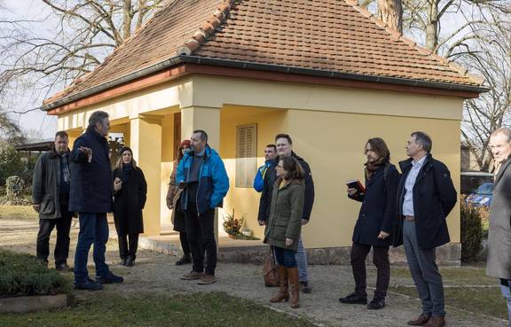 Die Umgestaltungsmaßnahmen auf dem Friedhof Tiefurt konnten in Gänze abgeschlossen werden.