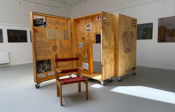 Bauhaus-Reisekoffer in Zamosc