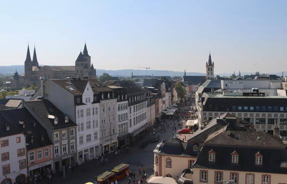 hongbin j2D VmZNUHo unsplash