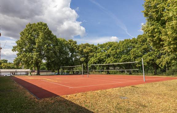 Volleyballplätze im Wimaria-Stadion
