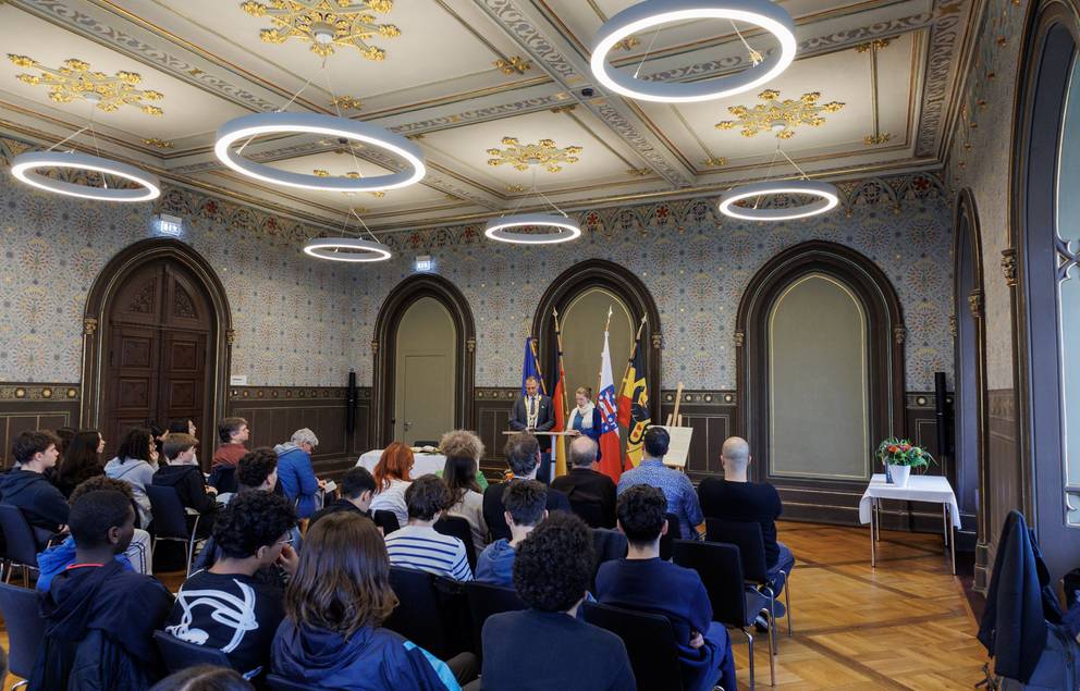 Die Veranstaltung fand im Festsaal des historischen Rathauses statt.