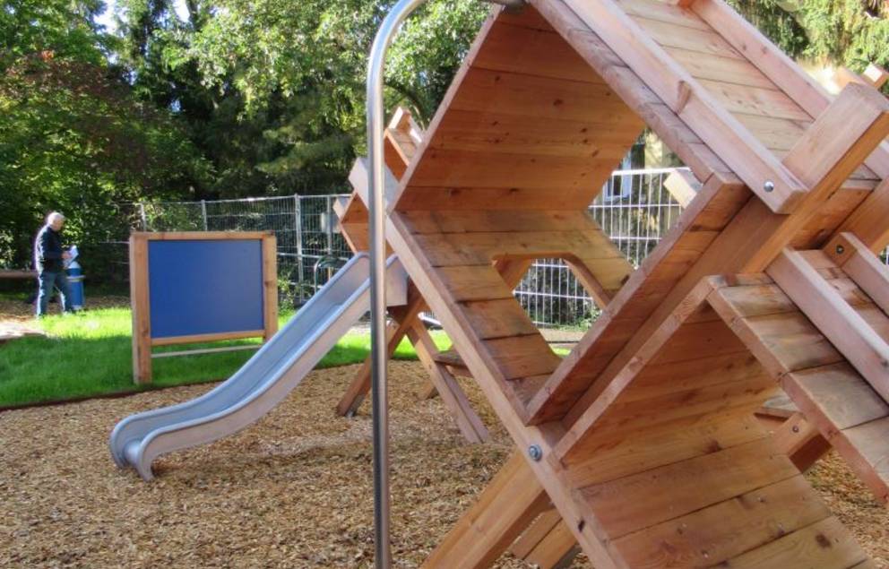 Spielplatz Paul-Schneider-Straße