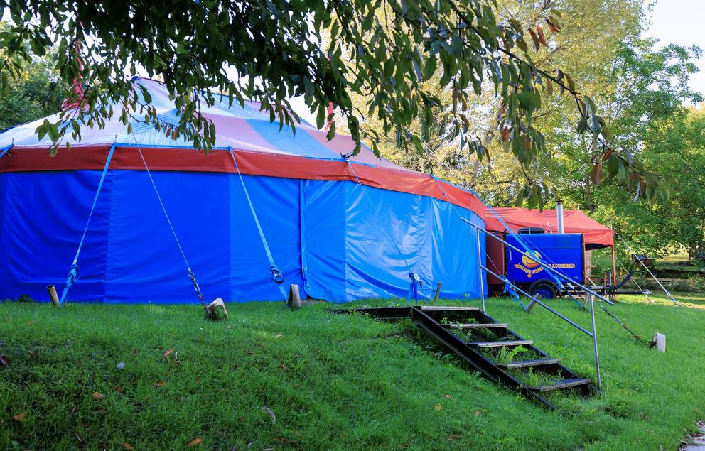 Einer der Hauptakteure ist seit vielen Jahren der Kinder- und Jugendzirkus Tasifan, der das Areal als Spielort und für Workshops intensiv nutzt.