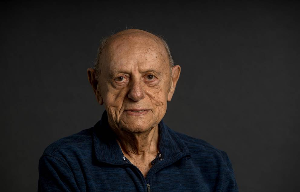 Zeev (Viktor) Borger